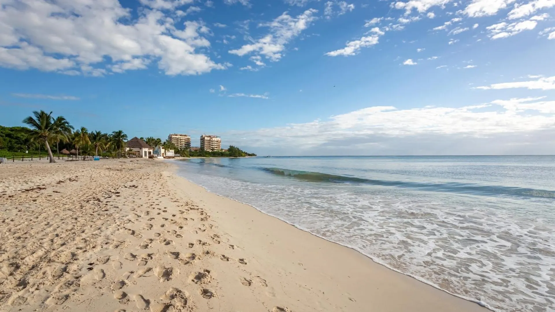 Casa Aruba 403N Apts Playa del Carmen Apartmán