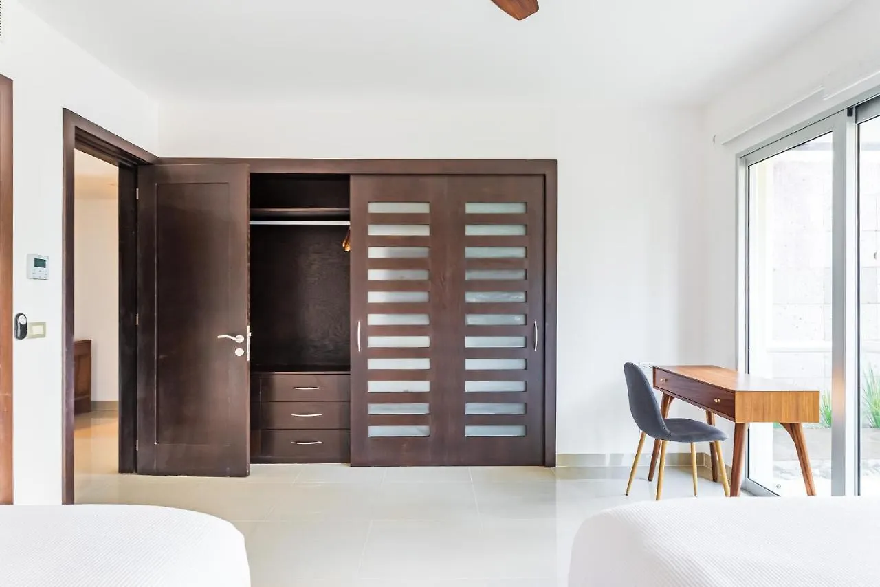 Casa Aruba 403N Apts プレヤデルカーメン メキシコ