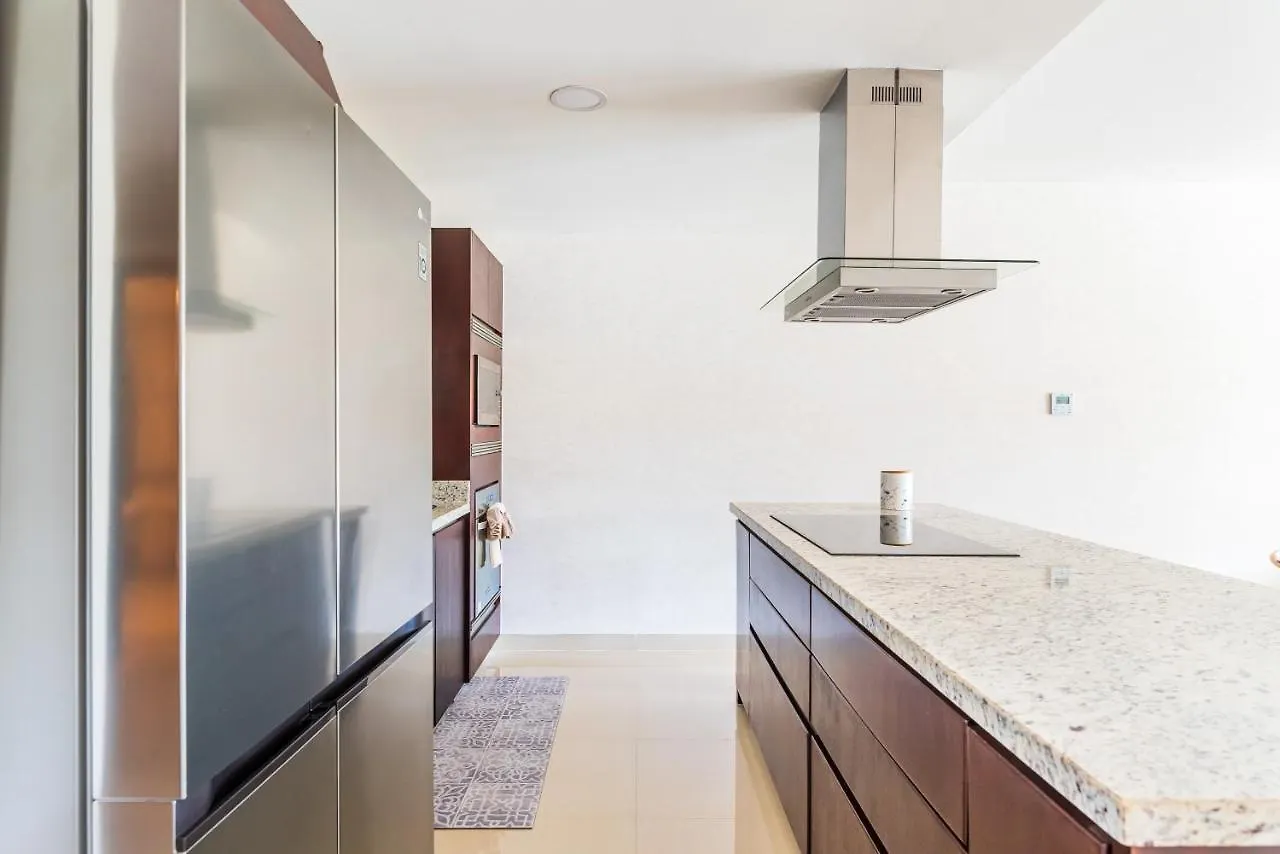 Casa Aruba 403N Apts プレヤデルカーメン